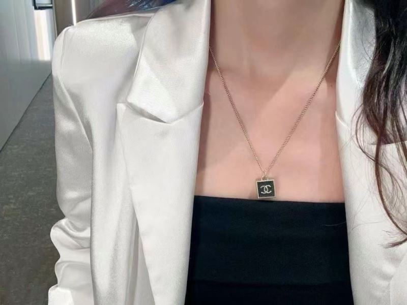 Chanel Necklaces